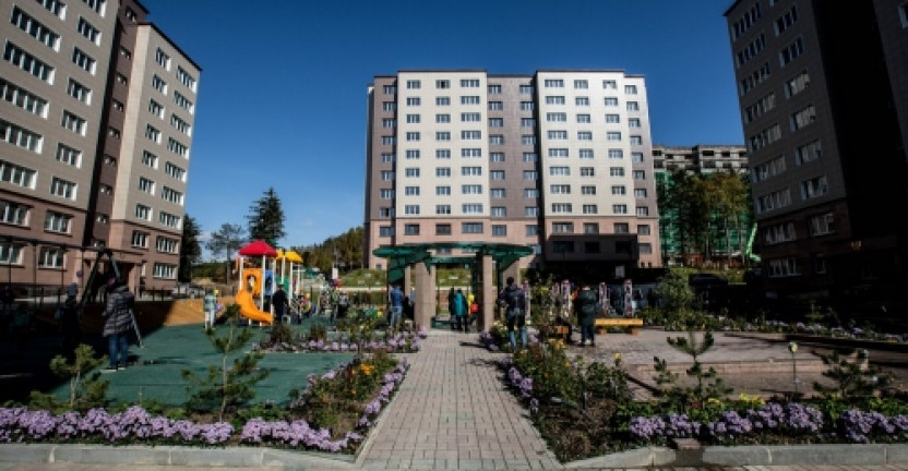 О жилищном строительстве в Сахалинской области